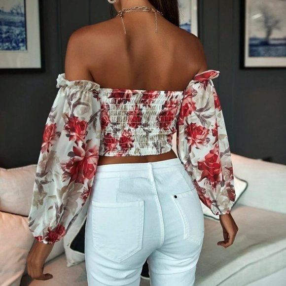 Floral Shirred Off Shoulder Crop Blouse - Picture 6 of 6